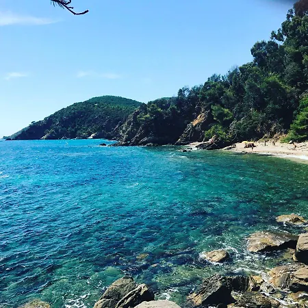 Holiday home Proche De St Tropez Avec Piscine Et Grand Jardin Au Calme