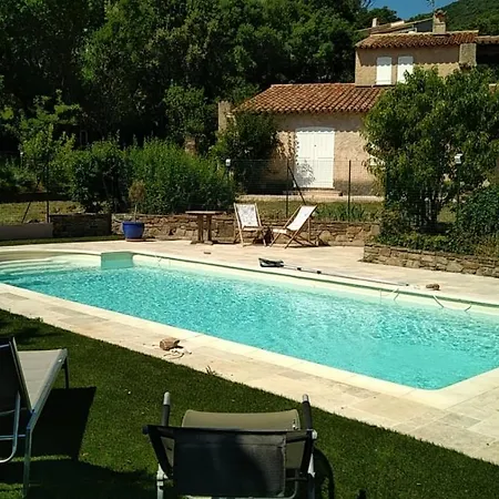 Proche De St Tropez Avec Piscine Et Grand Jardin Au Calme Holiday home Cavalaire-sur-Mer